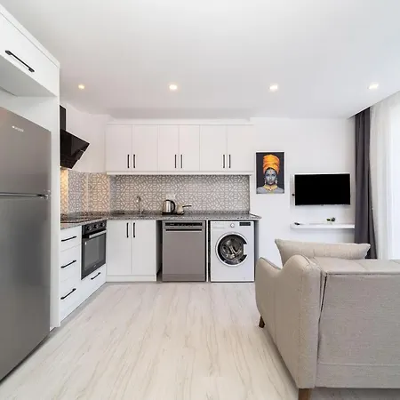 Central And Modern Flat In Muratpasa 아파트 안탈리아